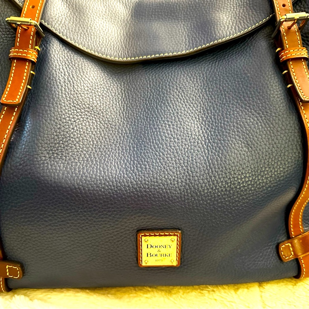 Dooney and Bourke XL Satchel / Handbag with Flap Magnetic Closure